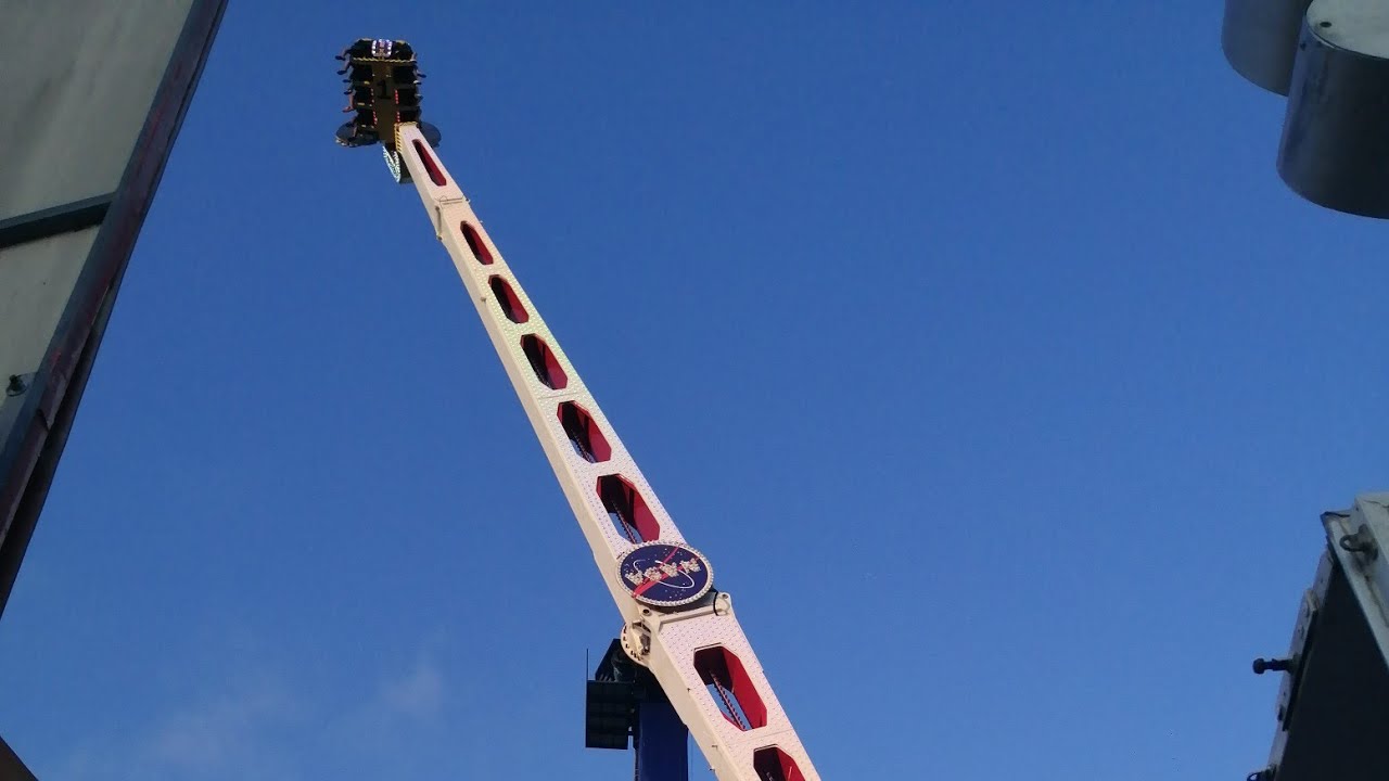 Booster Nasa au Luna Park de Frejus 2022