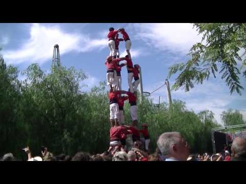 Castellers de Barcelona: 3d8 Festa Major del Poblenou 13/09/2015