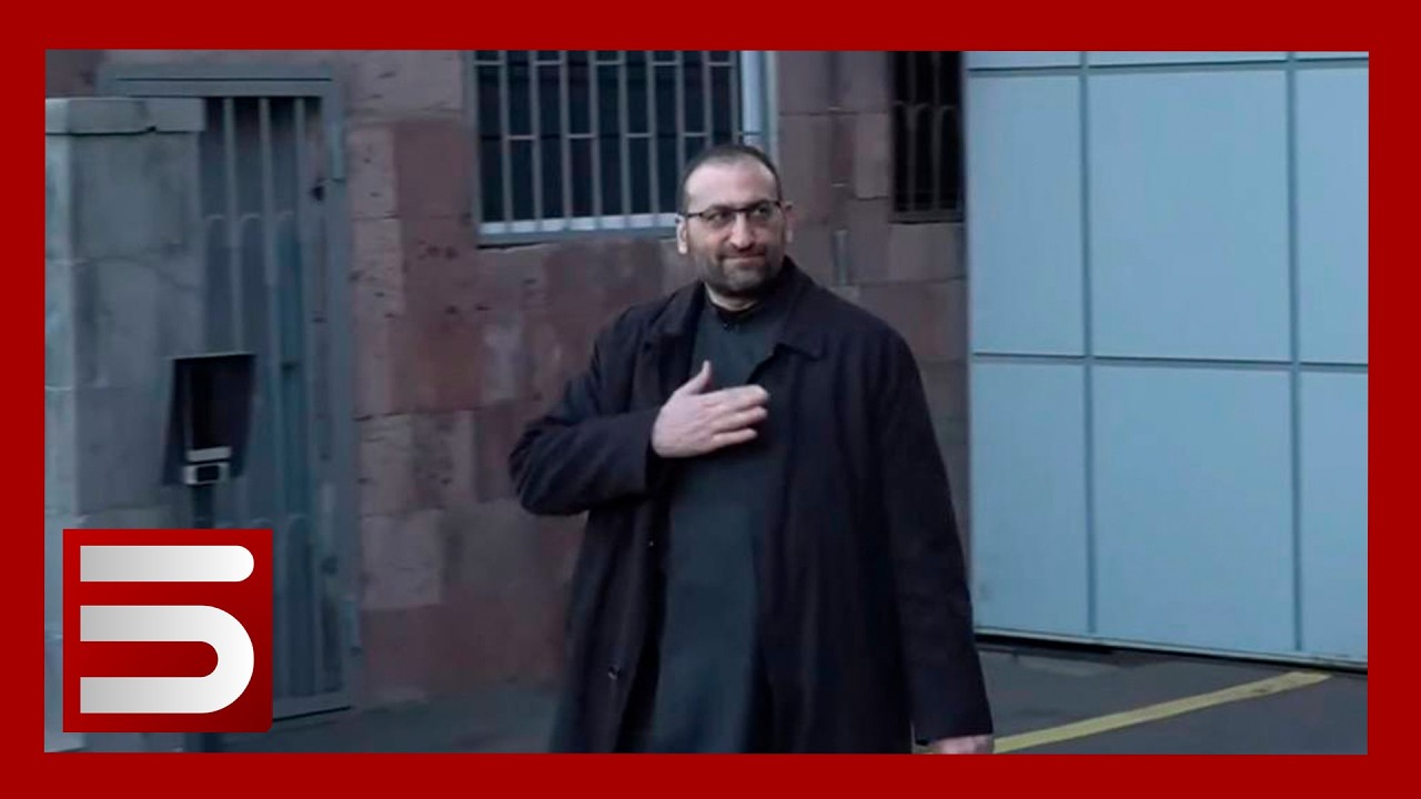 Ուղիղ I Արշակ սրբազանը լքում է մեկուսարանը