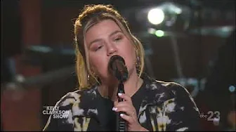 Kelly Clarkson Sings "1979" By The Smashing Pumpkins August 30, 2023 Live Concert Performance HD