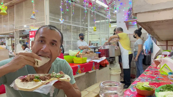 EL MERCADO DE TAXCO, GRO. Desde barbacoa de chivo hasta insectos que se comen. (jumiles).