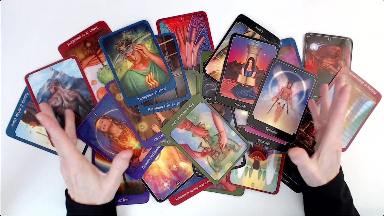 🔮 Une personne déterminée revient, elle a peur de te perdre, peur de perdre sa chance💲avec toi!