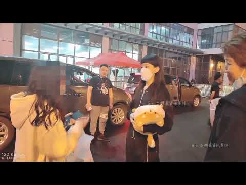 炎明熹 Gigi 下班 ＆寵粉時間 (28/05/2022)