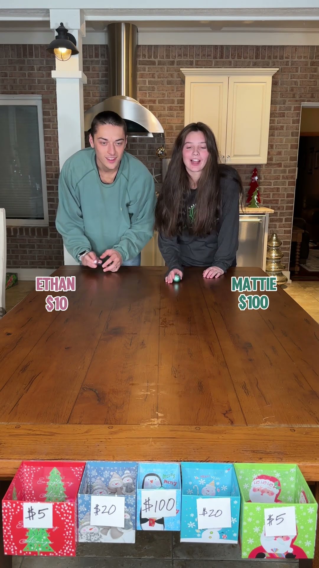 Christmas ornament money ball battle! #familyfun #partygames