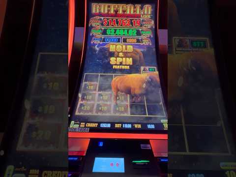 Discover The Mandalay Bay Resort In Las Vegas On A 2025 Walkthrough!