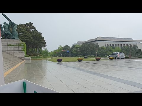 비 내리는 국회 천막농성장 20일째