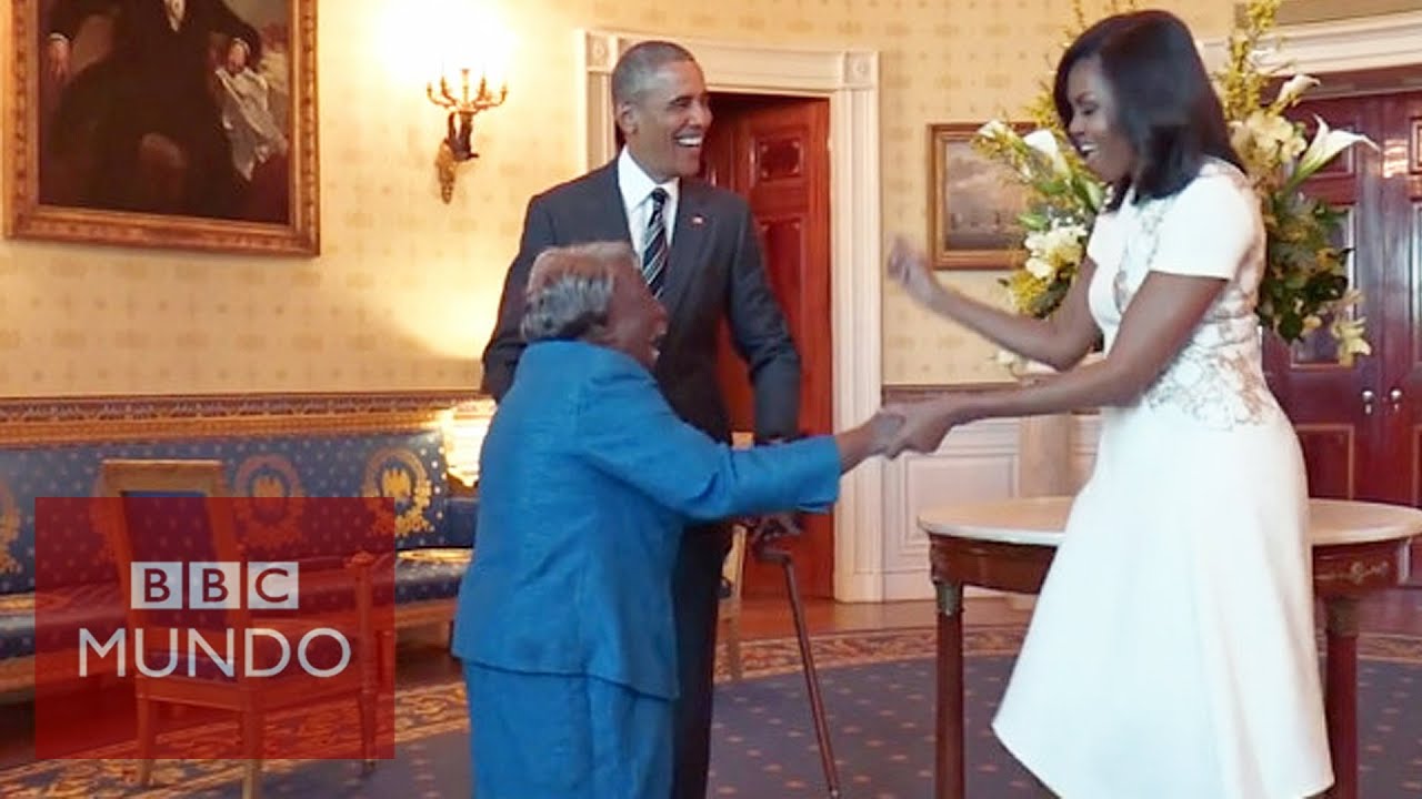 Una mujer de 106 años hace bailar a los Obama divertido con jochy en vivo