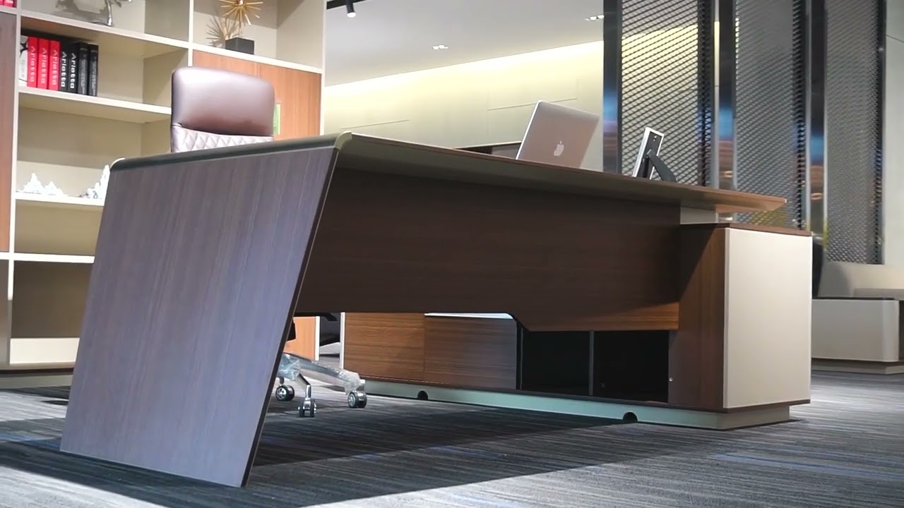 Dious office furniture Tinlay Series | High-end executive desk with a strong industrial style