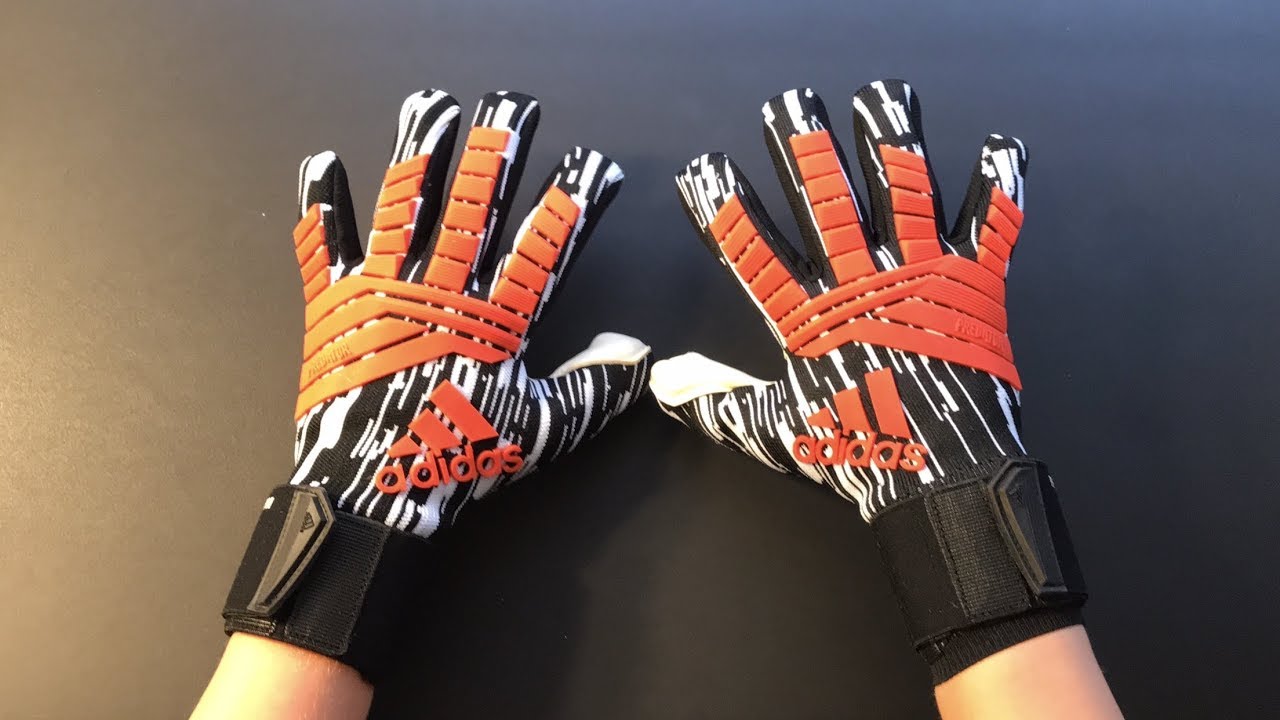 predator pro manuel neuer gloves