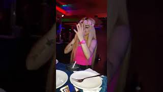 YouTube  Leyla barut..Düştüm dara belâdayım...