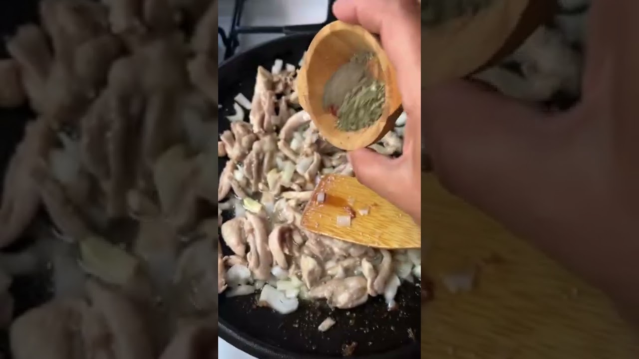 Рецепт очень вкусной курочки под соусом из арахиса.           Ваш Мега Базар 🥰