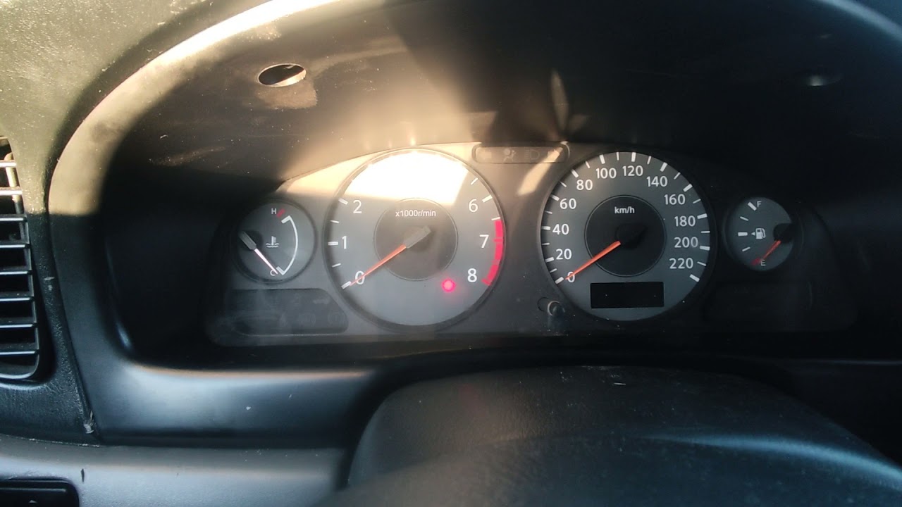 Не заводится Ниссан Альмера классик - YouTube