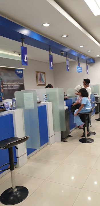 teller bca prioritas di Cileungsi