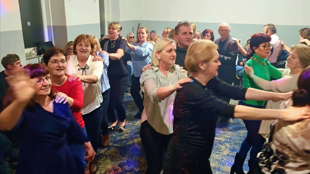 @Rekla Nana da mi daš na Humanitarnom koncertu u Furjanu održanom 21.2.2026 uz  grupu Opium Slunj..