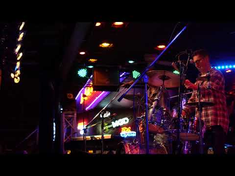 Nace Brothers - Life Goes On LIVE at Knuckleheads