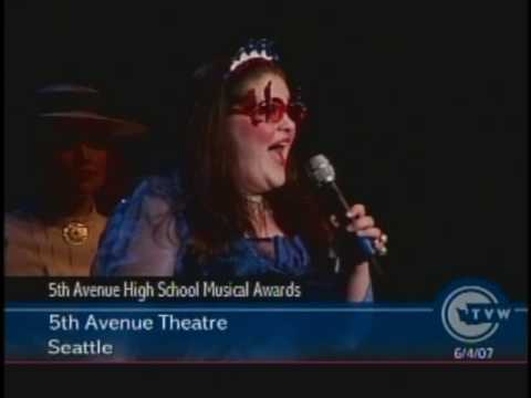 Lindsey Hedberg 5th Ave Awards
