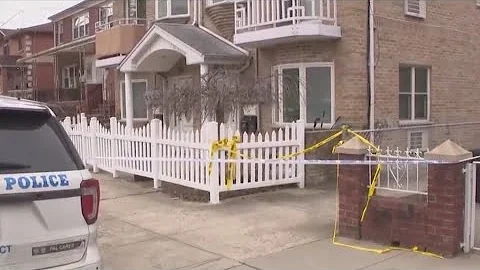 Son charged in stabbing death of Queens mom: NYPD