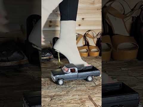 Join the premium to see Pebbles crush this Ford pickup #premium #join #modelcarcrush #highheels