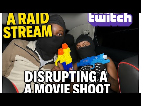Disrupting a Movie shoot on my Irl stream - SmallDaddy,Twitch