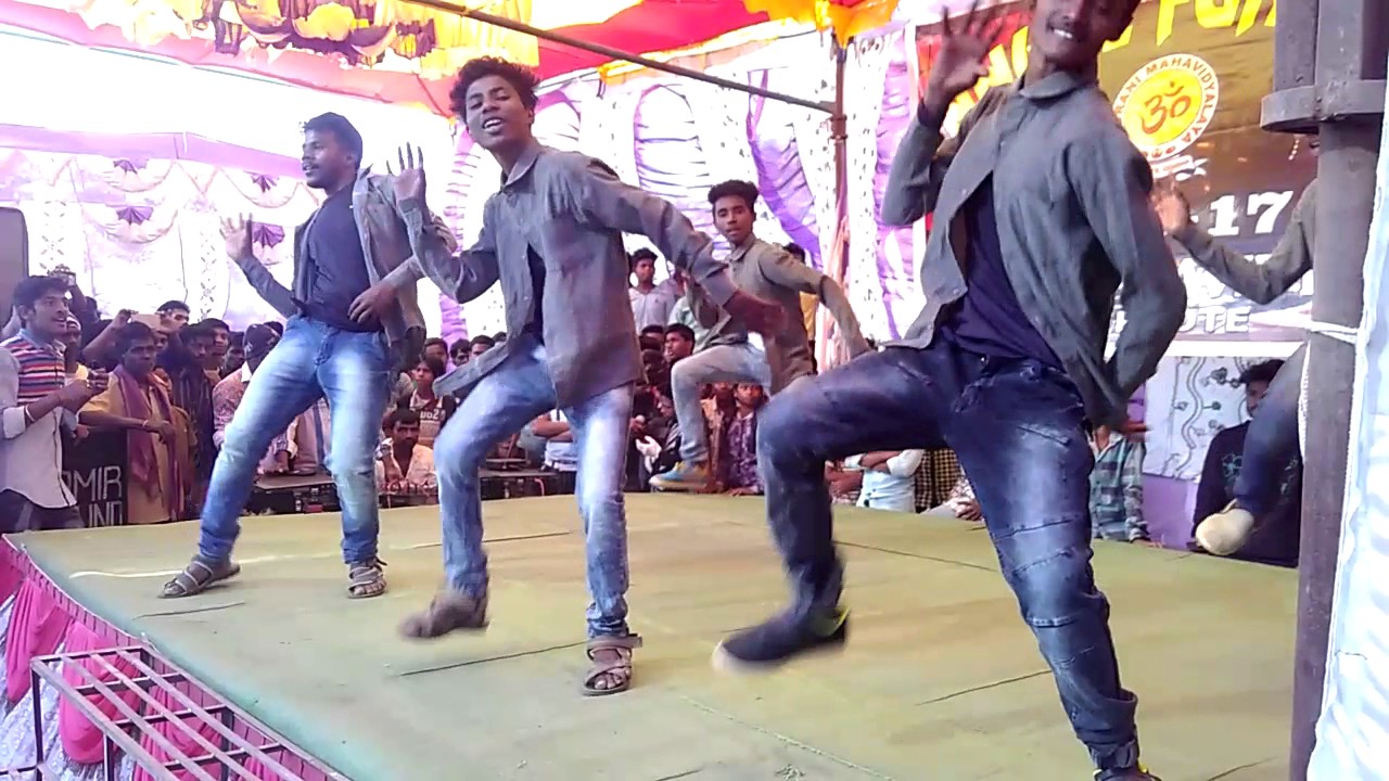 Dj Wale Babu Pendrani College Annual Function 2017 Youtube