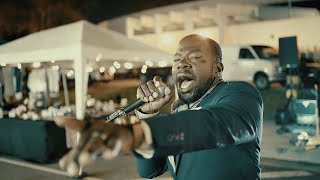 Singz - Uptown Funk - Mark Ronsonbruno Mars Cover, Woodland Hills Farmers Market, Los Angeles