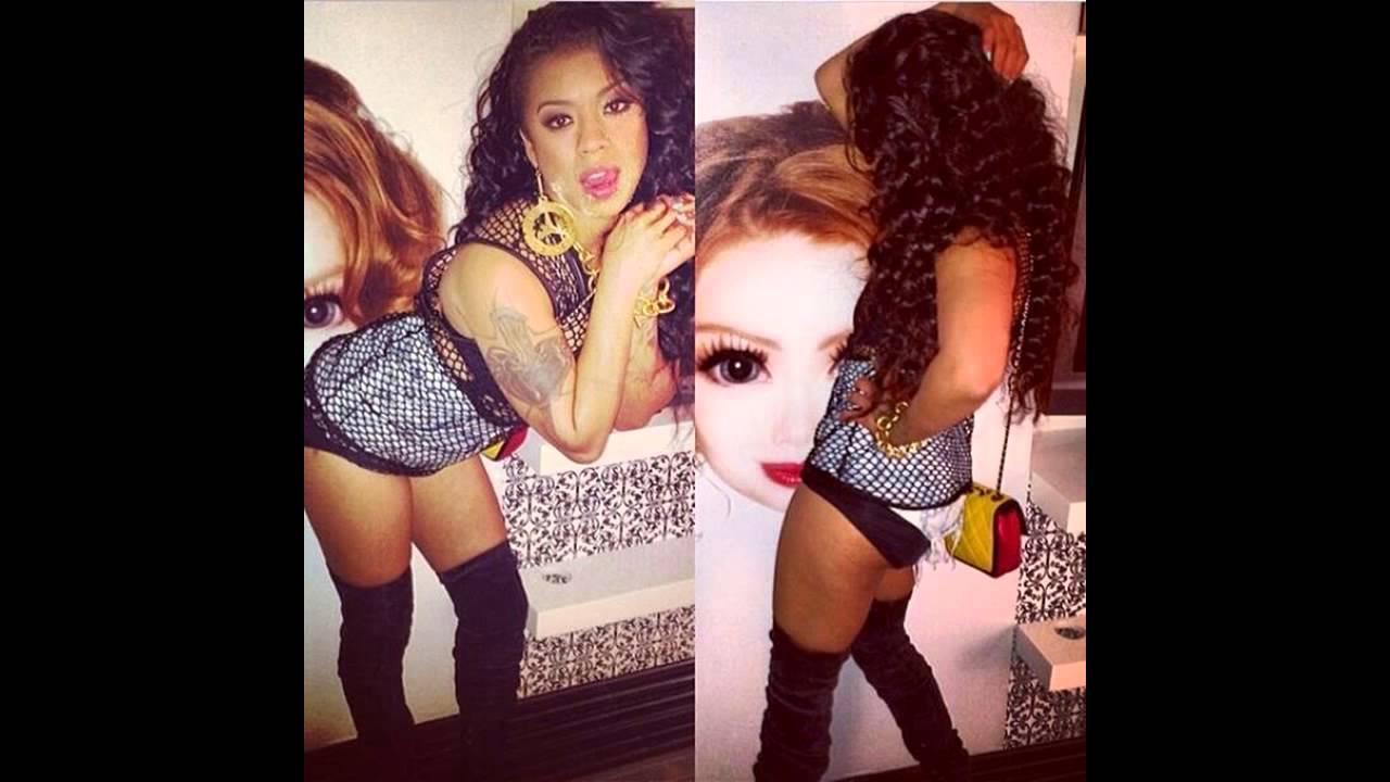 Keyshia Cole Pregnant Pictures 36