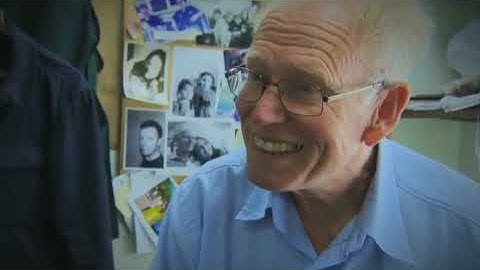 Speakout Advanced 3.4 BBC DVD PREVIEW One day in London (with answers in comments)