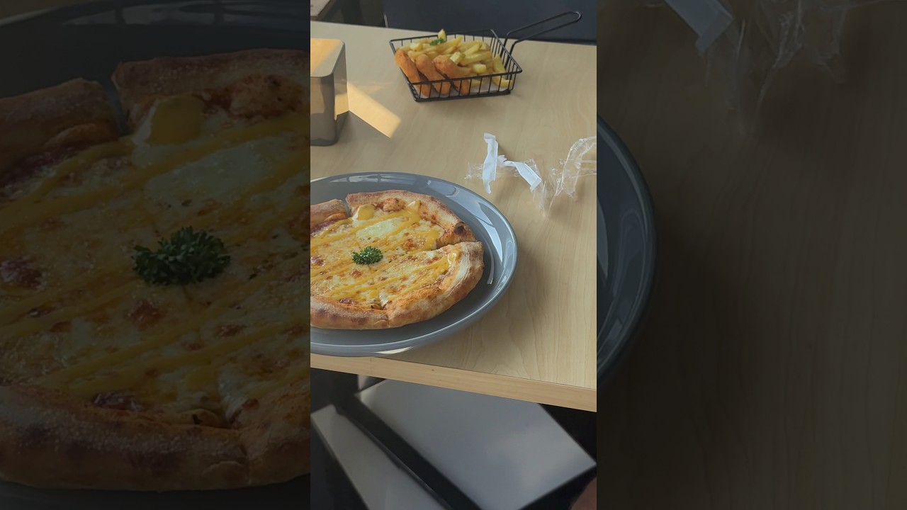 «Pizza Star в Амлапуре 🍕 Стоит ли идти?»