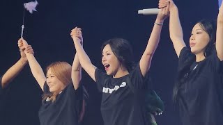 Wheein - Wheee Encore Fancam @ Warner Theater Washington, DC