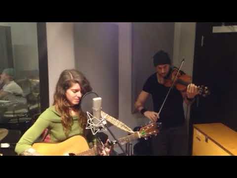 Sleduj Kara Cavanaugh - Change na YouTube