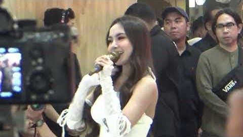 WIH ADA MAHALINI DI FX SUDIRMAN 26-11-2025