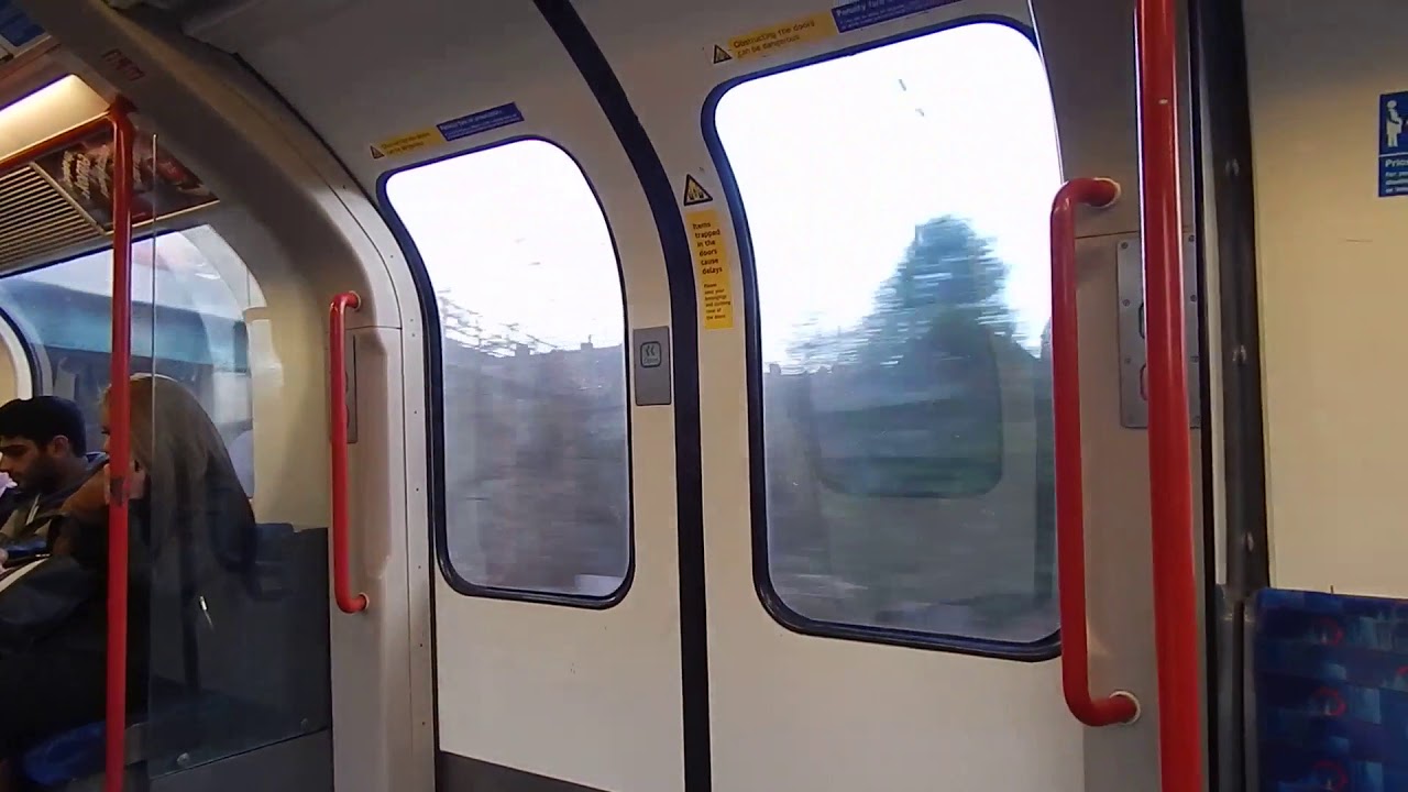 London Underground Central Line Ride: Leyton to Leytonstone 1 February 2018