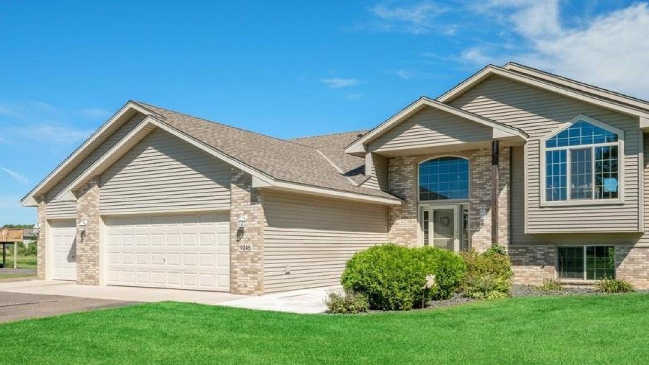 9245 188th Avenue NW, Nowthen, MN Presented by Steven DeGreeff.