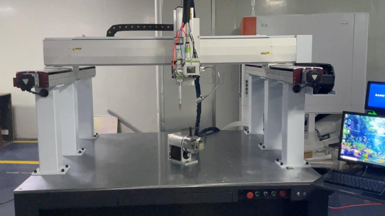 Large-format automatic laser welding machine 2000W - YouTube
