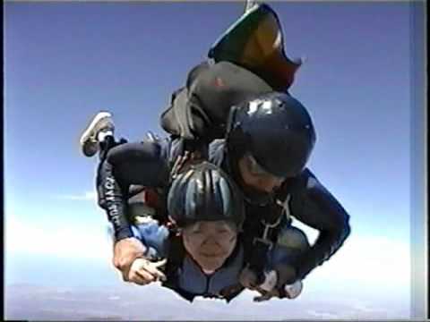 Lake Elsinore Sky Diving 2002 - Eunice