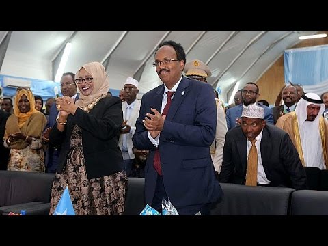 محمد عبد اللاهي يتسلم رئاسة الصومال