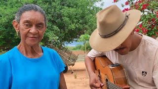 Dona Maria de Lourdes Cantando Utopia 🥰