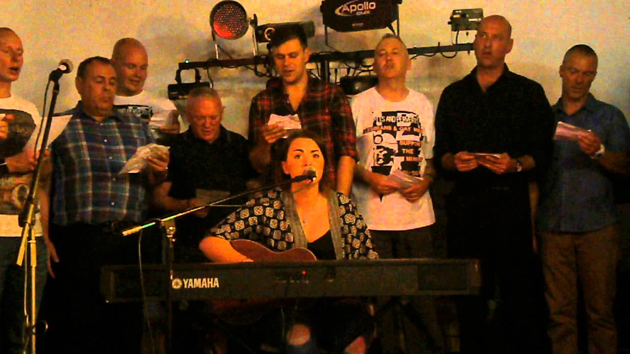 Bronwen Lewis performs Bread and Roses at the LGSM Pits and Perverts