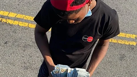 Lil Lar - Wannabe (feat. Daydeez) (Official Audio)