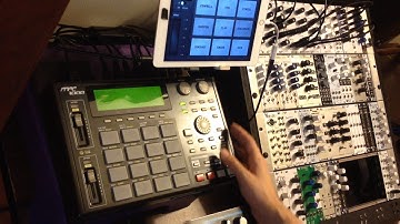 Fingerlab DM1 - iOS Drum Machine - Exploring the Presets - MVM #110