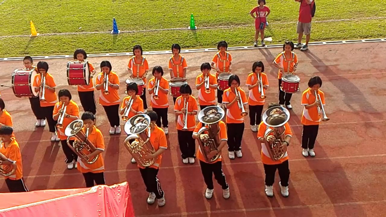 2017 05 20 新亚小学运动会 - 进场