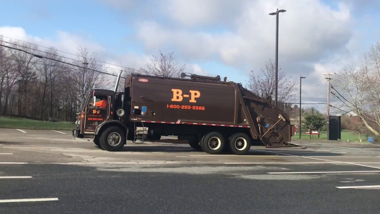 BP Trucking 19 "The Crosstown Express" Peterbilt 320 Leach 2RIII