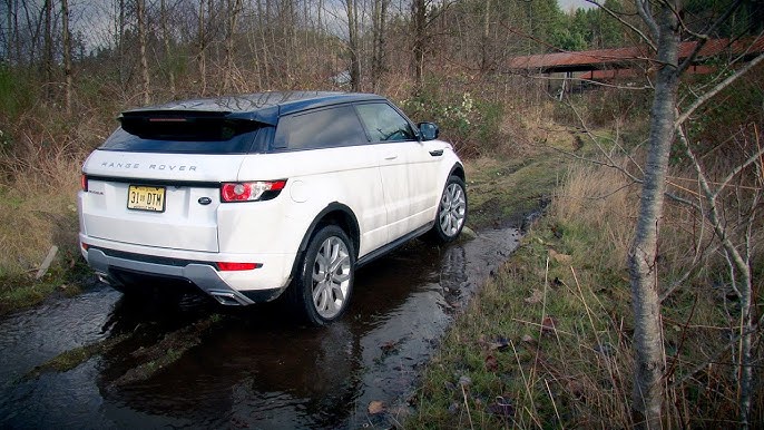 Auto review: 2015 Range Rover Evoque is well-behaved on drive to French  Lick Concours d'Elegance