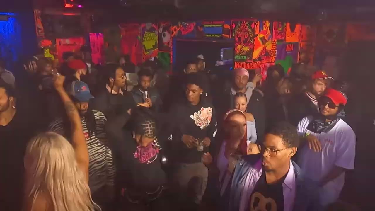 1/13/2023 Half Moon 🌙 @halfmoonbk @dickbyair @deluxxfluxxnyc Manhatte