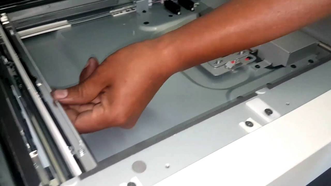 Como limpiar cama de Escaner Konica Minolta de Bizhub 363 y otros modelos