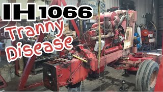 IH 1066 Inside the Transmission