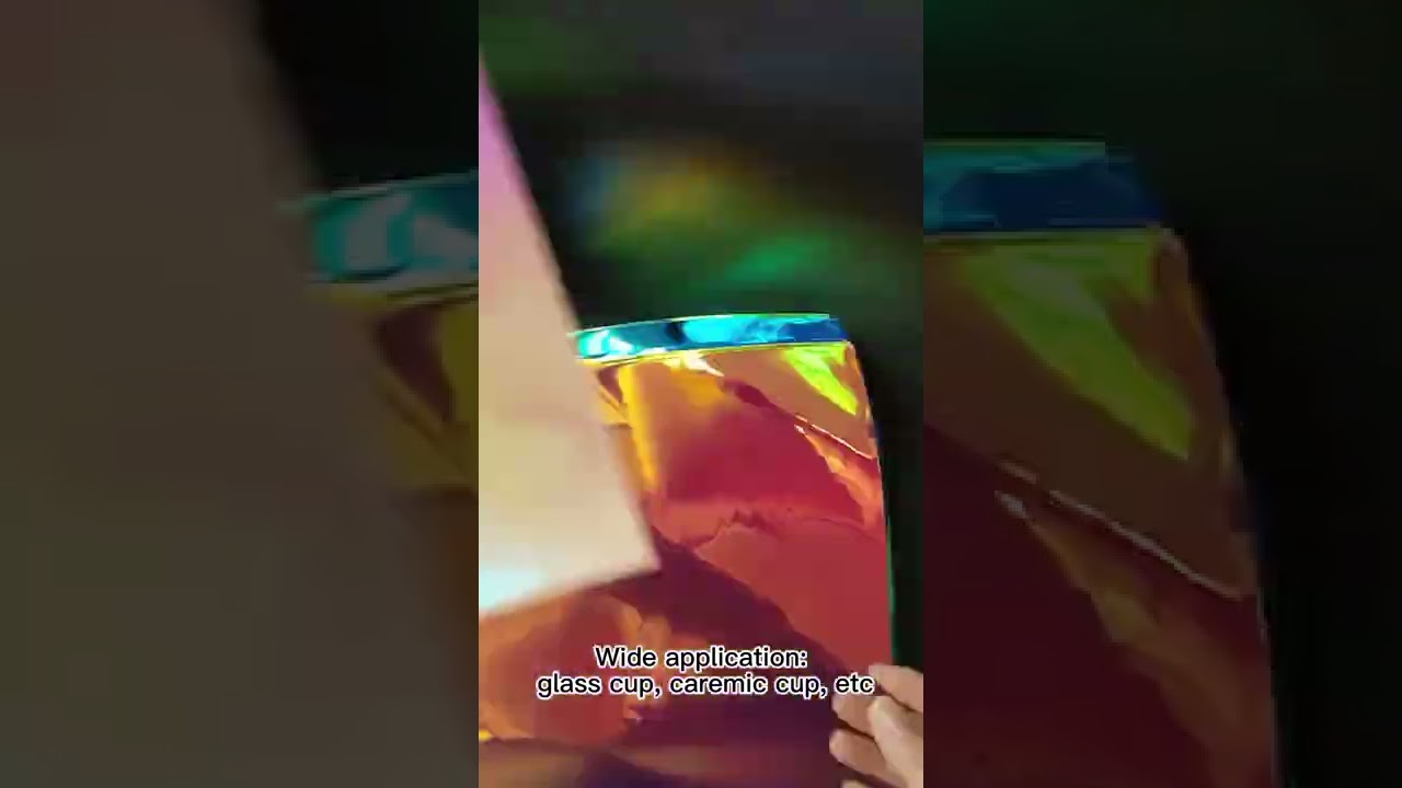 Holographic self adhesive vinyl display