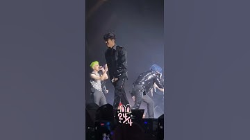he got the rizz #jeongwoo #junkyu #treasure #kpop #shorts #xyzbca #fypシ゚ #fyp