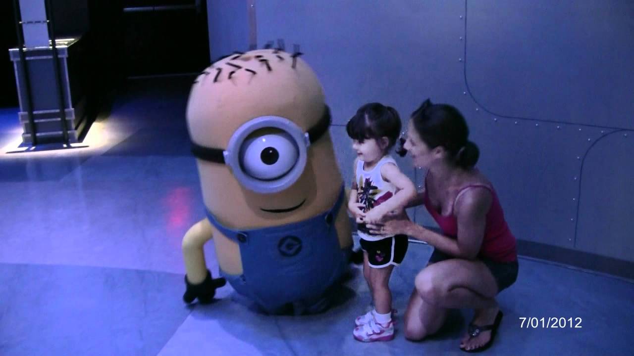 Despicable Me - Meet & Greet 3