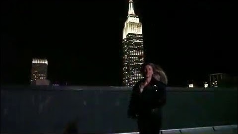 Light Up Shoes - Lexz Pryde Dances in HoverKicks